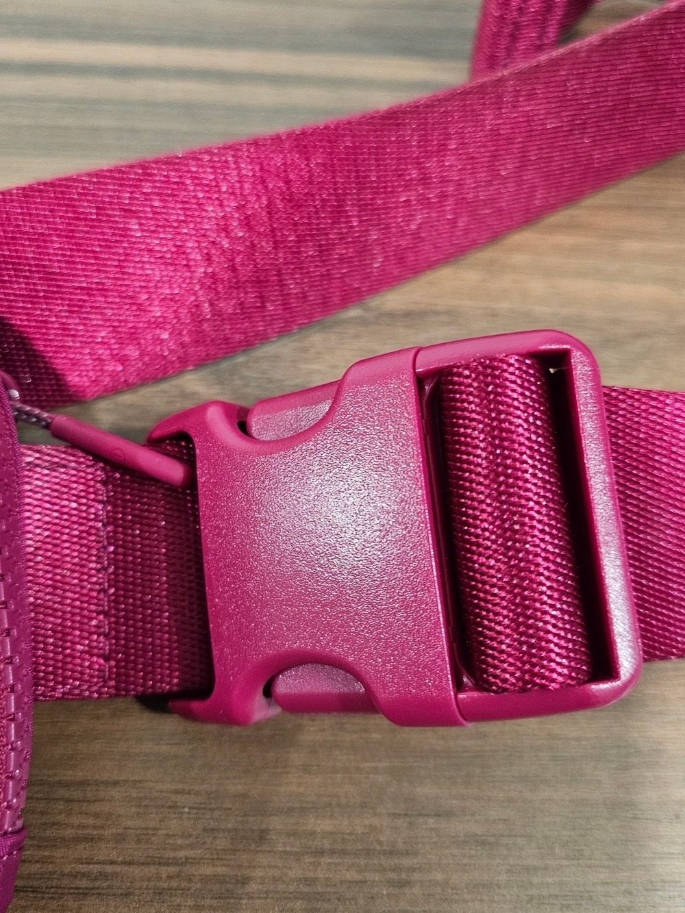Lululemon Everywhere BeltBag Pink Fuchsia New Crossbody Waist Pack Festival Vaca - Picture 5 of 13